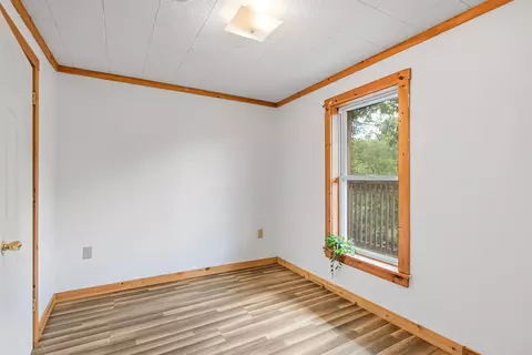 Bedroom - 60 School St, Plainfield, VT 05667 photo 5 of 7