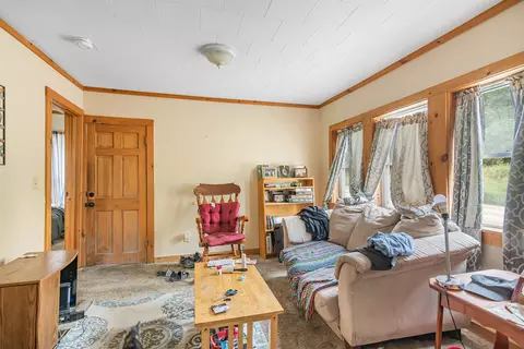 Living - 60 School St, Plainfield, VT 05667 photo 3 of 4