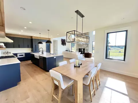 Dining - 36 Boulder Ridge Dr # A, Dover, VT 05356 photo 1 of 3