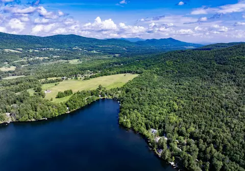 00 East Rd, Tinmouth, VT 05773