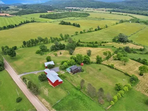 3642 Lime Kiln Rd, New Haven, VT 05472