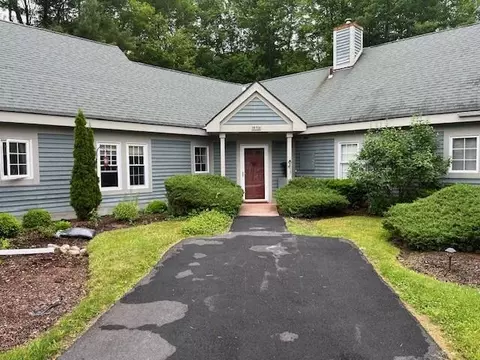 93 Heritage Hill Circle Pl # B, Rutland, VT 05701
