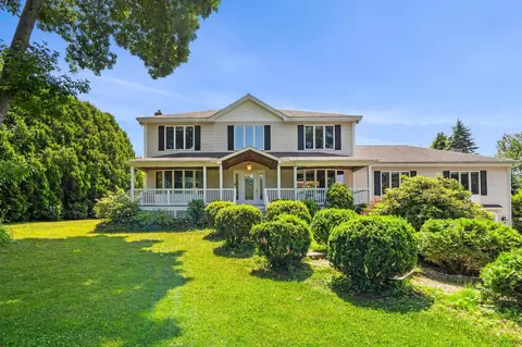 10 Roy Dr, Hudson, NH 03051