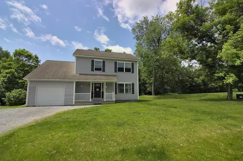 19 Royal St, Bennington, VT 05257