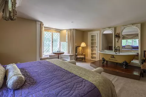 Bedroom - 1589 Main St, Cavendish, VT 05142 photo 11 of 17