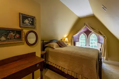 Bedroom - 1589 Main St, Cavendish, VT 05142 photo 8 of 17