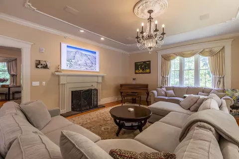 Living - 1589 Main St, Cavendish, VT 05142 photo 1 of 6