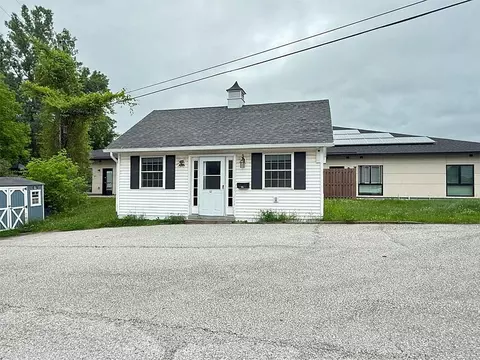 52-56 Altrui Pl, Rutland, VT 05701