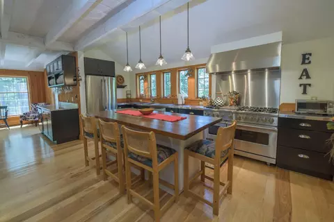 100 Mowing Way, Wilmington, VT 05363