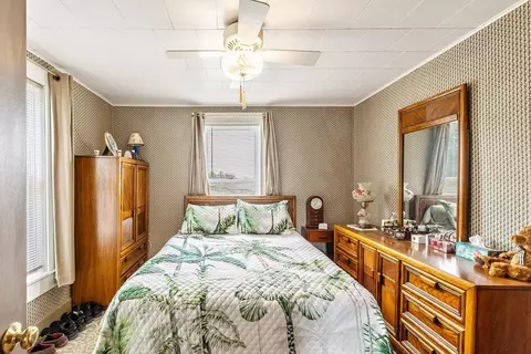 Bedroom - 423 E Alburgh Rd, Alburgh, VT 05440 photo 1 of 8