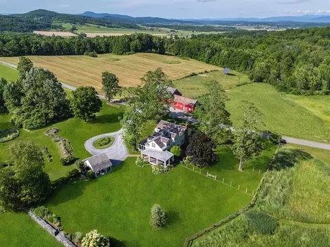 475 Elmendorf Rd, Shoreham, VT 05770