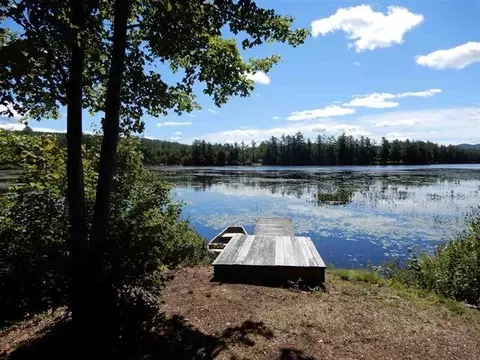 21 Northwood Estates Dr, Grafton, NH 03741