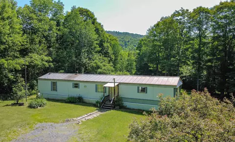 758 Houghton Bridge Rd, Saint Johnsbury, VT 05819