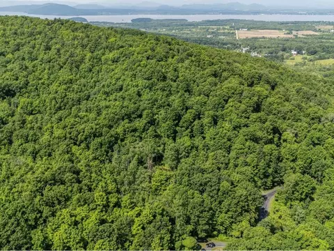 lot4 Homestead Dr, Charlotte, VT 05445
