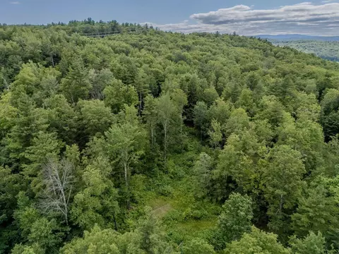1270 Melendy Hill Rd, Guilford, VT 05301