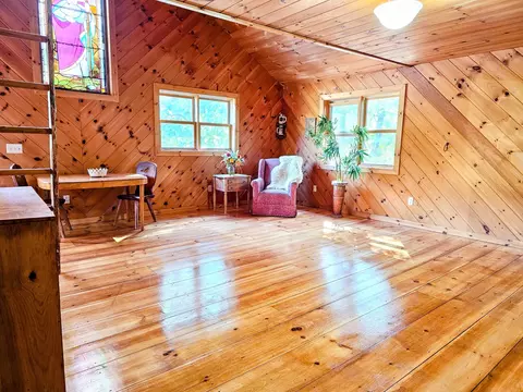 5825 Route 30, Townshend, VT 05353