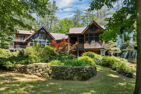 9 Lakewood Dr, Gilmanton, NH 03837