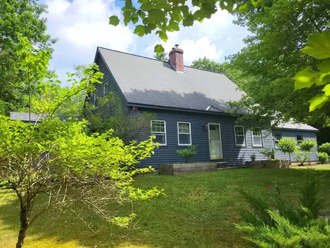 175 Sawmill Rd, Hillsborough, NH 03244
