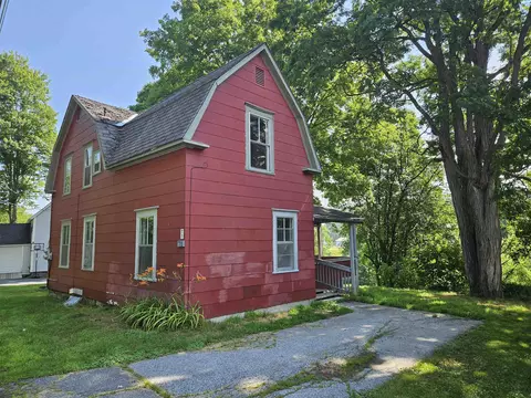 71 Riverside Ave, Lisbon, NH 03585