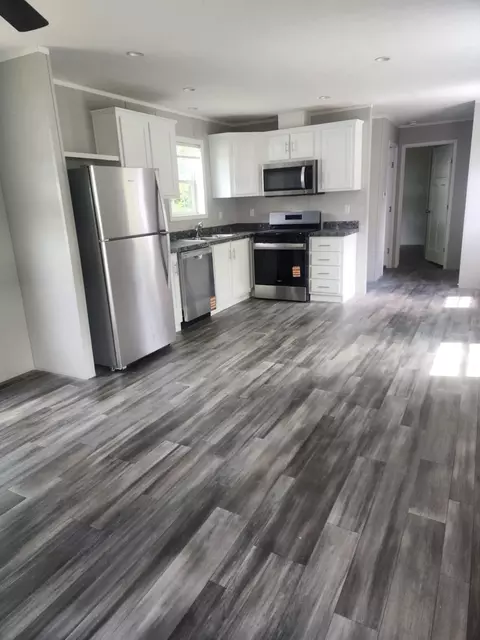 108 Cubb Ct, Windsor, VT 05089 photo 4