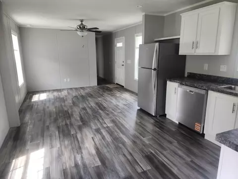 108 Cubb Ct, Windsor, VT 05089 photo 2