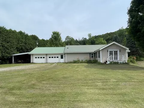 6141 Vt Route 15, Wolcott, VT 05680