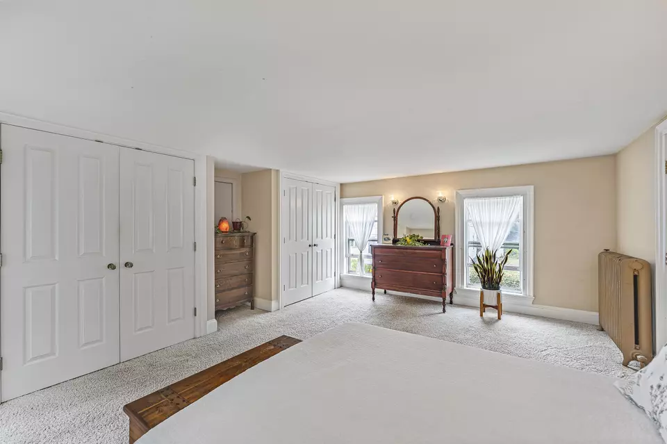 Bedroom - 23 Mount Vernon St, Somersworth, NH 03878 photo 2 of 5