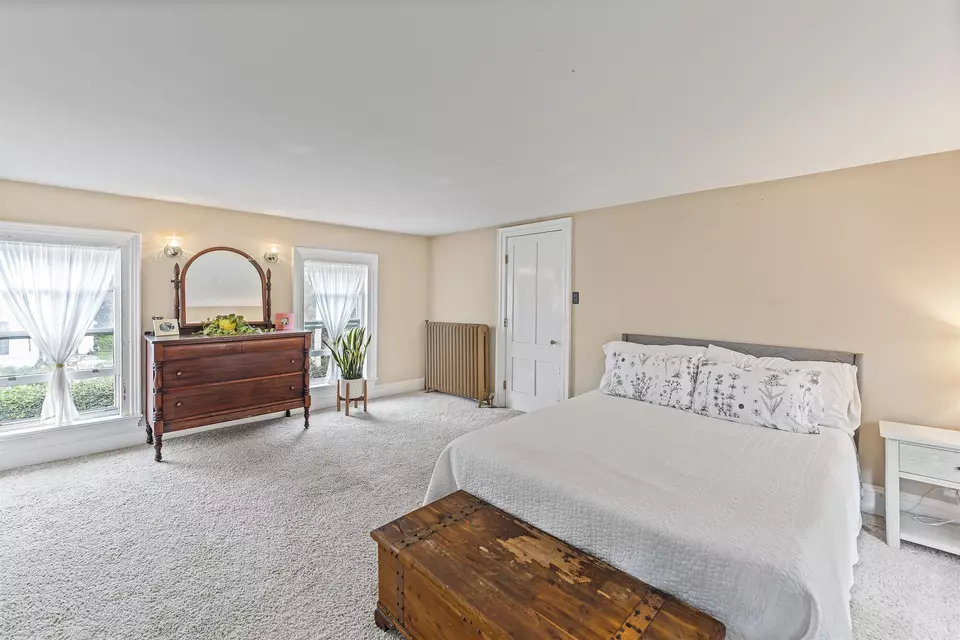 Bedroom - 23 Mount Vernon St, Somersworth, NH 03878 photo 1 of 5