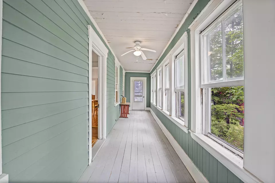 Exterior - 23 Mount Vernon St, Somersworth, NH 03878 photo 5 of 5