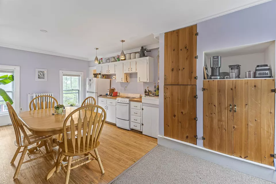 Kitchen - 23 Mount Vernon St, Somersworth, NH 03878 photo 5 of 6
