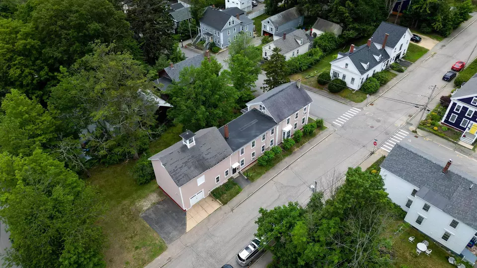 View/Area - 23 Mount Vernon St, Somersworth, NH 03878 photo 2 of 3