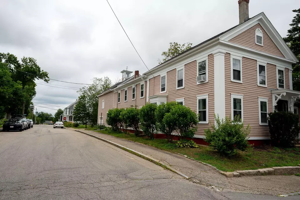 Exterior - 23 Mount Vernon St, Somersworth, NH 03878 photo 1 of 5