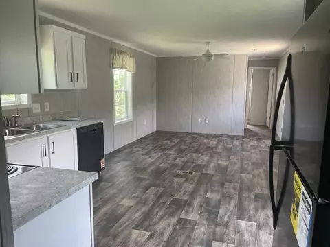 34 Addison Dr, Berlin, VT 05602 photo 2