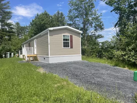 34 Addison Dr, Berlin, VT 05602 photo 3