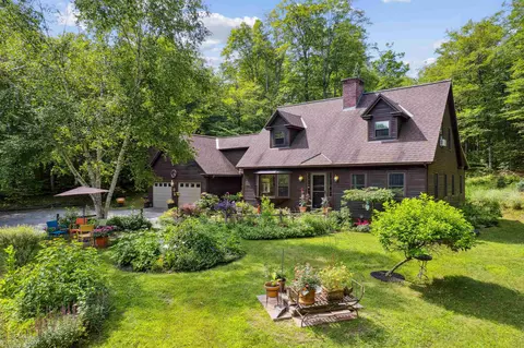 233 Brothers Rd, Hartland, VT 05048