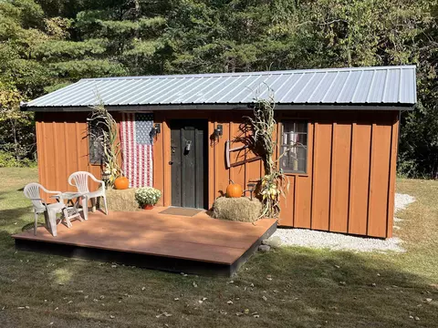 4878 Stage Rd, Benson, VT 05743