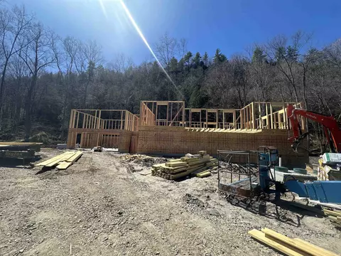 9 Rydon Acres, Brandon, VT 05733
