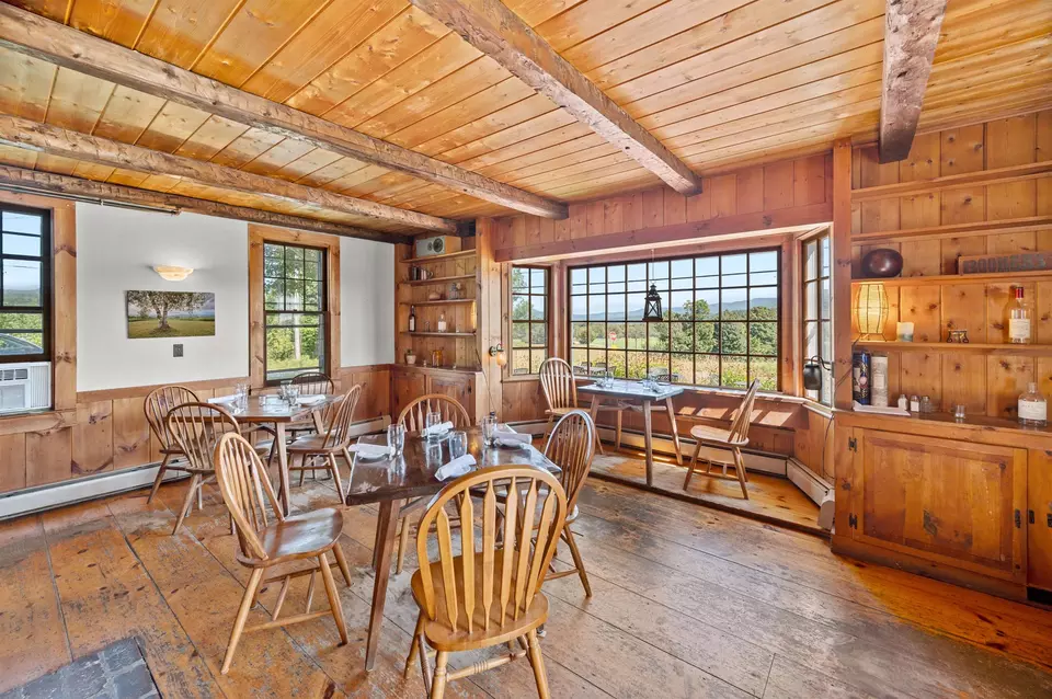 Dining - 14 Barrows Rd, Stowe, VT 05672 photo 11 of 15