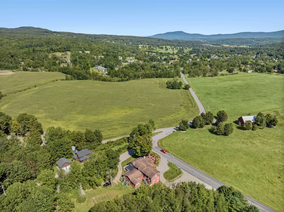View/Area - 14 Barrows Rd, Stowe, VT 05672 photo 2 of 3
