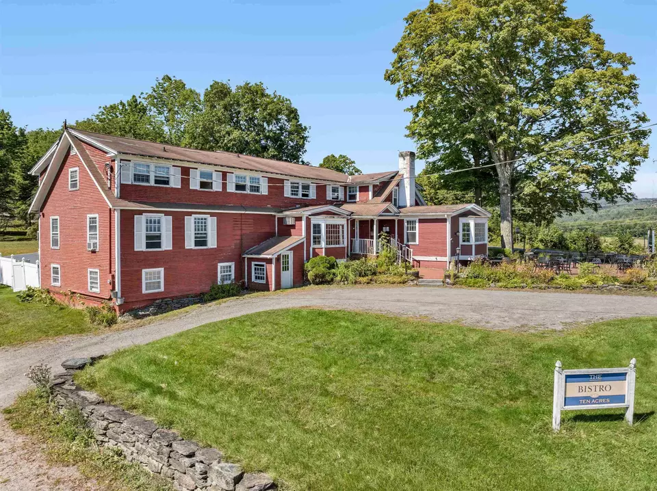 Exterior - 14 Barrows Rd, Stowe, VT 05672 photo 3 of 11