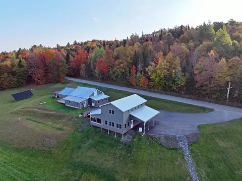 2600 Morgan Charleston Rd, Charleston, VT 05872