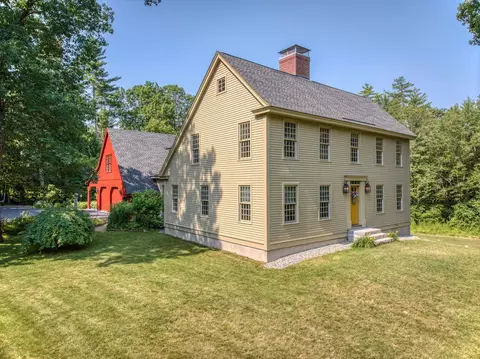 55 Oak Hill Rd, Brookline, NH 03033