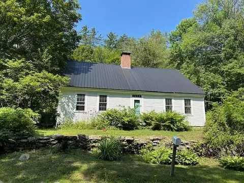85 Browns Rd, Newfane, VT 05345