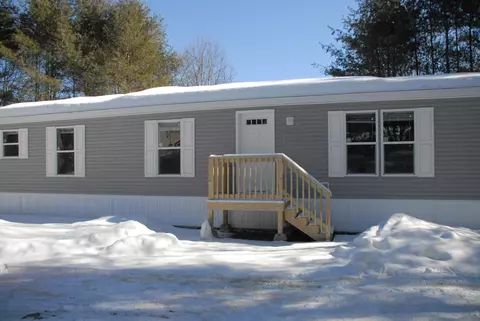 27 Popple Way #27, Newport, NH 03773