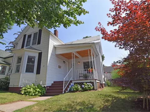 19 Spruce St, Burlington, VT 05401