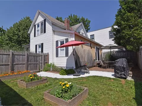 19 Spruce St, Burlington, VT 05401