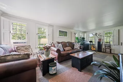 Living - 23 Brook Rd, Rockingham, VT 05154 photo 2 of 4
