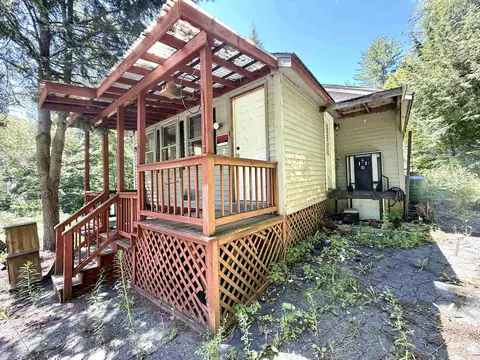 3286 Vt Route 113, Vershire, VT 05079