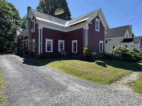 141 Summer St, Morristown, VT 05661
