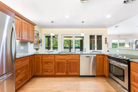 Kitchen - 8 Sandy Brae Brae, Grantham, NH 03753 photo 1 of 6